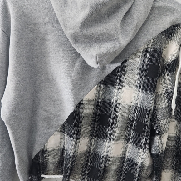 🔥 SOLD 🔥 Maniere De Voir Hoodie - Picture 9 of 9